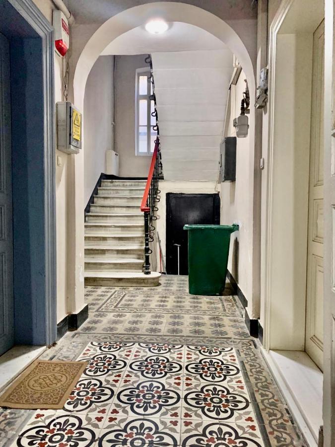 Апартаменти Galata Chic Delux Flats Стамбул Екстер'єр фото