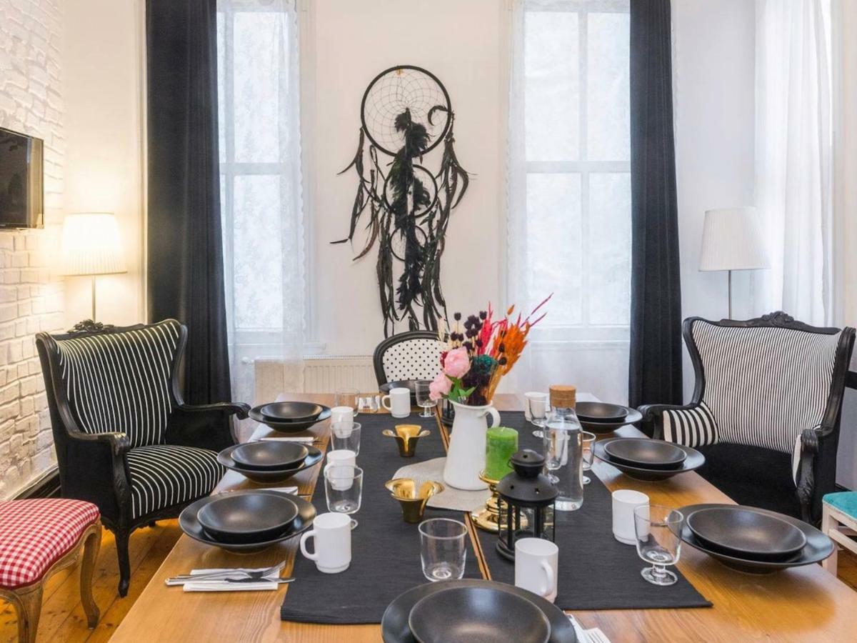 Апартаменти Galata Chic Delux Flats Стамбул Екстер'єр фото